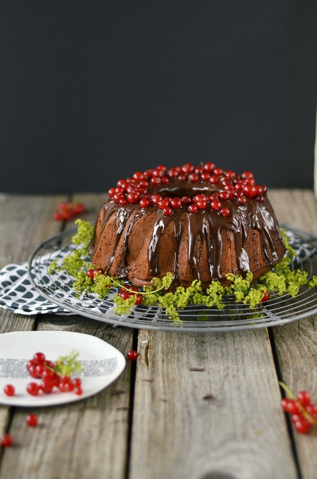 Das perfekte Sommerdessert: Einfaches Erdbeer-Joghurt-Parfait ohne Ei