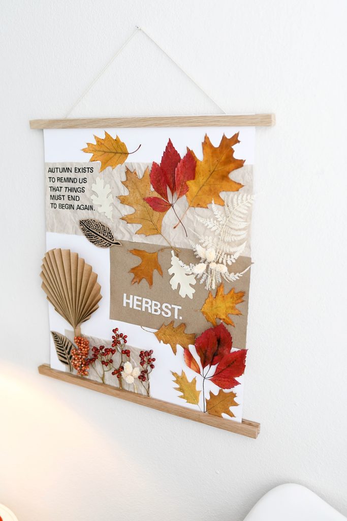 Herbstliches Moodboard mit Naturmaterialien erstellen