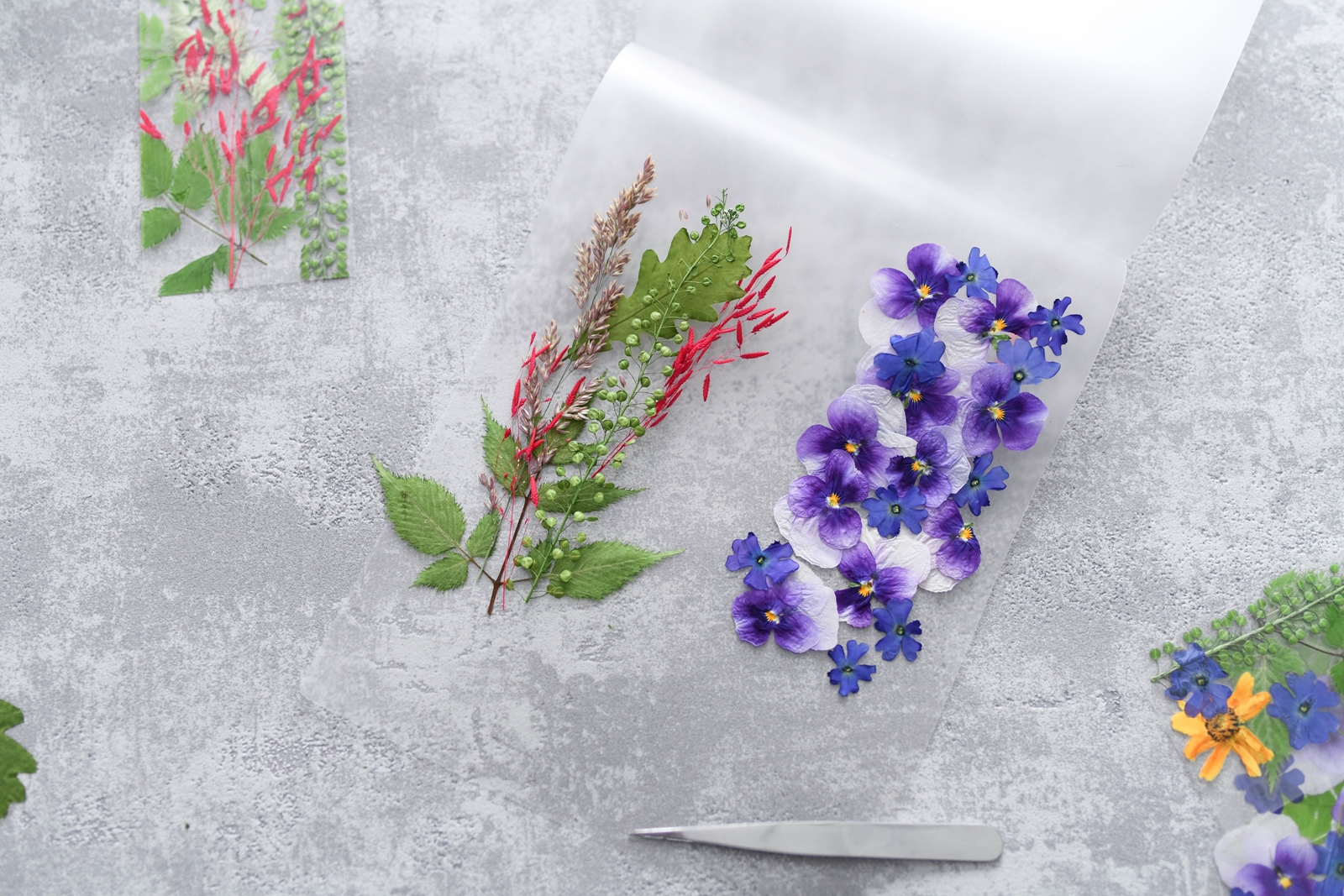 FREEBLOSS Kreuzstich-Lesezeichen-Set Blumen - DIY Stick-Kit Für Anfänger, Inkl. Garn & Zubehör