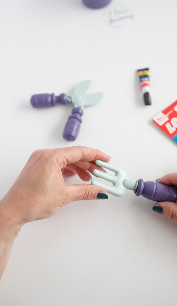 Wiederverwenden statt wegwerfen: Kaputte (Plastik)Spielsachen mit Loctite reparieren