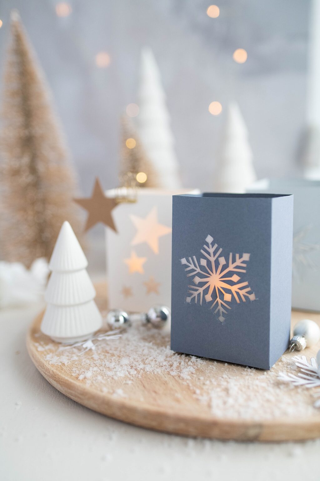 Weihnachtliche Windlichter aus Papier selber basteln inkl. Vorlage