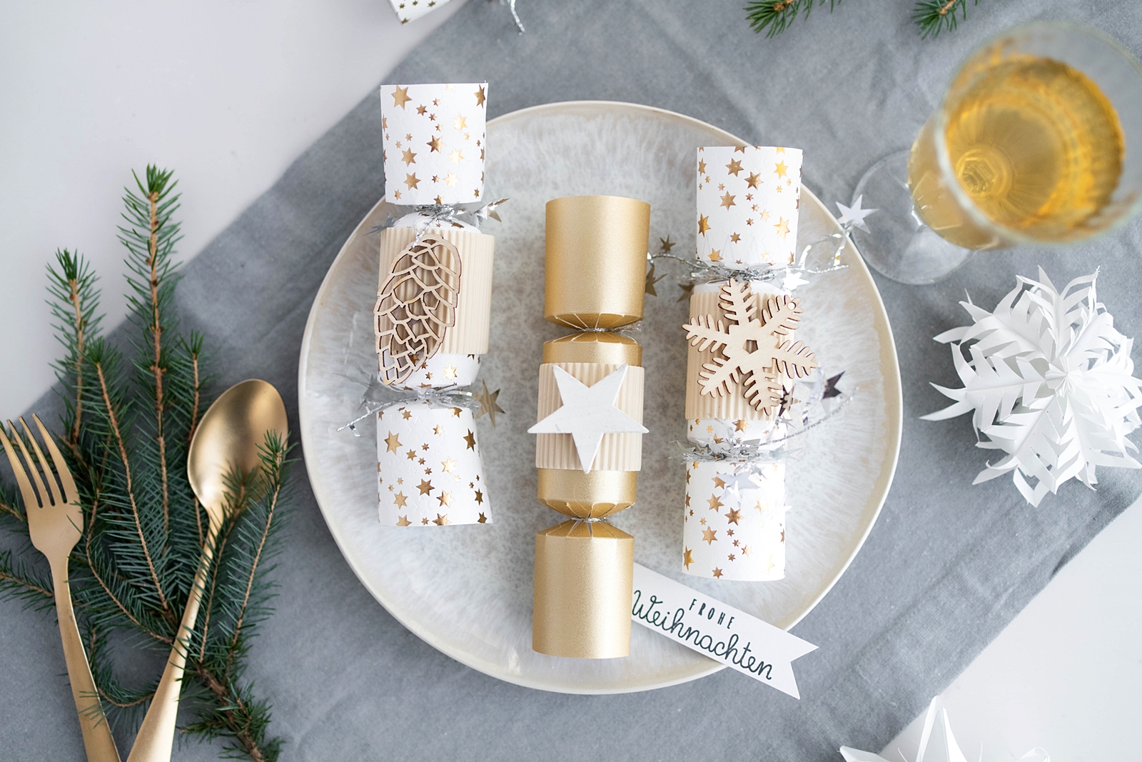 Weihnachts Cracker Hüte - Kronenhut Aus Seidenpapi Produktbild-Vorschau 2