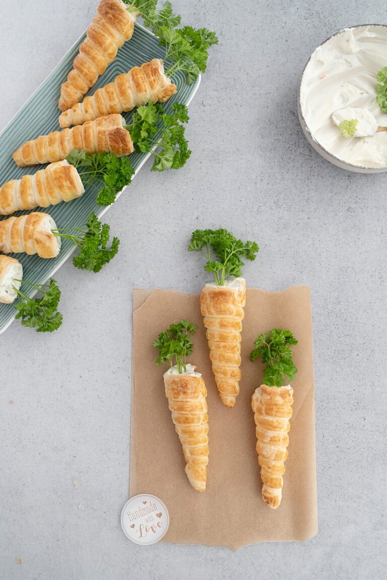 Rezept-Idee für deinen Osterbrunch: Gefüllte Blätterteig-Karotten