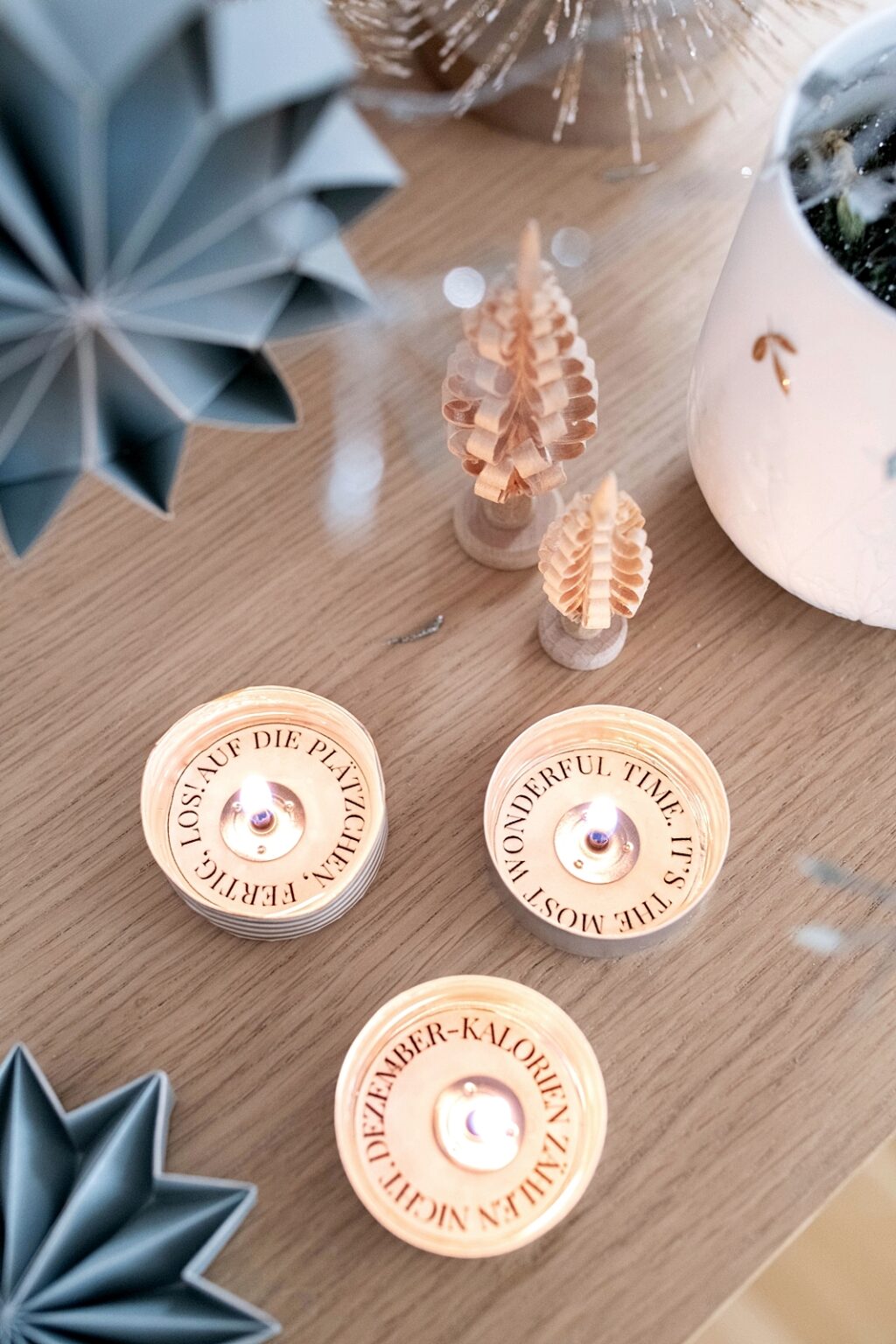 Schnelle DIY Geschenkidee Teelichter mit versteckten WeihnachtsSprüchen