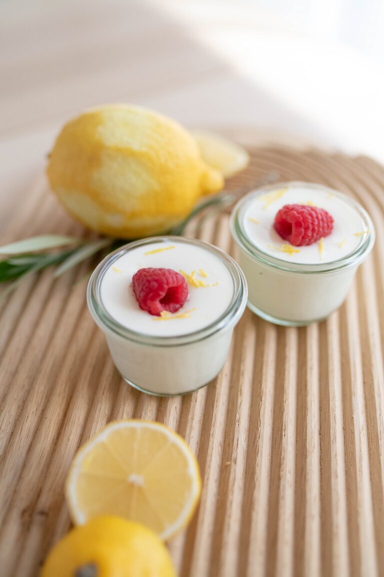 Für heiße Sommertage: Zitronencreme mit griechischem Joghurt – Sinnenrausch