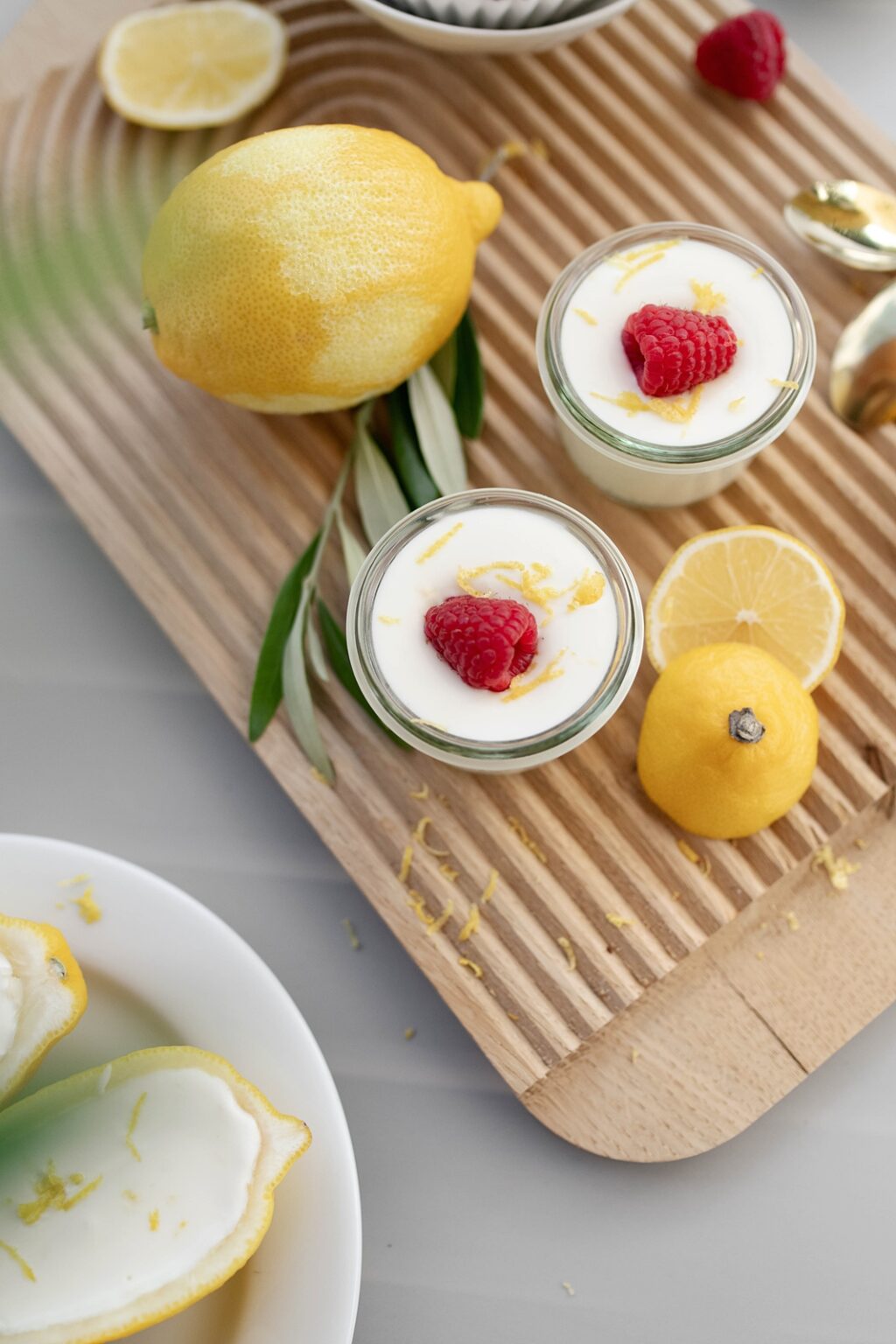 Für heiße Sommertage: Zitronencreme mit griechischem Joghurt – Sinnenrausch