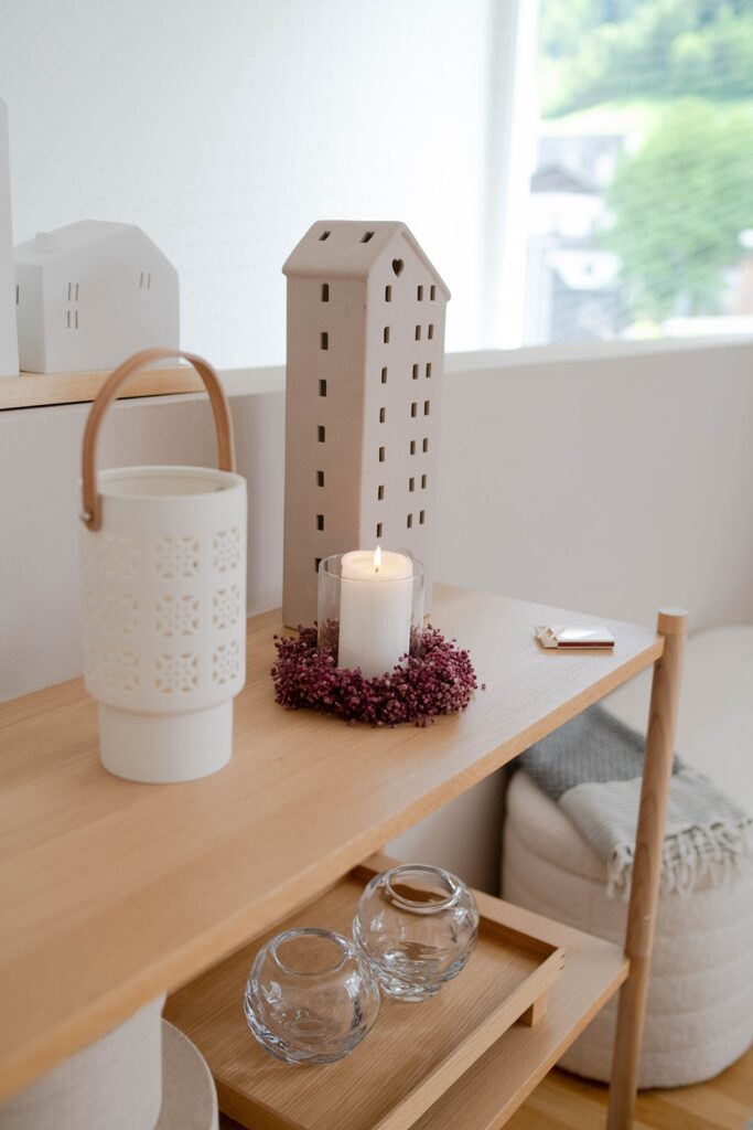 DIY: Trockenblumen-Kranz für das Kerzenglas